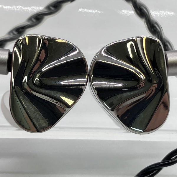 【中古】iBasso Jr. Cookie Ti Glossy【日本橋】