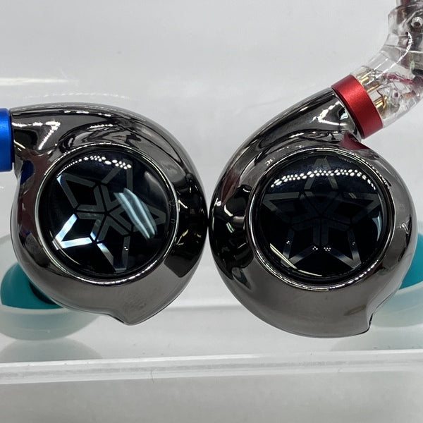 【中古】FH11 Black 【FIO-IEM-FH11-B】【名古屋】