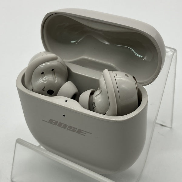 【中古】QuietComfort Ultra Earbuds White Smoke【秋葉原】