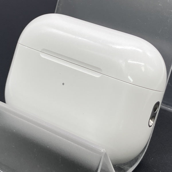 【中古】MagSafe充電ケース(USB-C)付きAirPods Pro(第2世代) MTJV3JA【秋葉原】