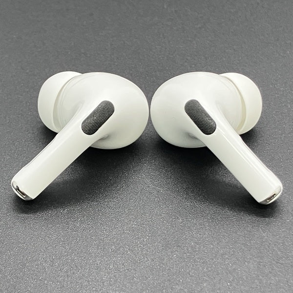 【中古】MagSafe充電ケース(USB-C)付きAirPods Pro(第2世代) MTJV3JA【秋葉原】