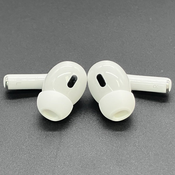【中古】MagSafe充電ケース(USB-C)付きAirPods Pro(第2世代) MTJV3JA【秋葉原】
