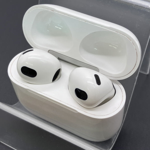【中古】Airpods MME73J/A 3rd Generation【秋葉原】