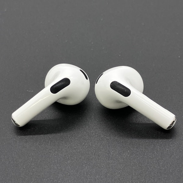 【中古】Airpods MPNY3J/A 3rd Generation  Lightning充電ケース付【秋葉原】