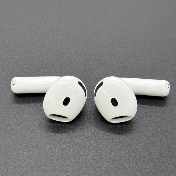 【中古】AirPods 4 MXP93J/A（アクティブノイズキャンセリング搭載）【秋葉原】
