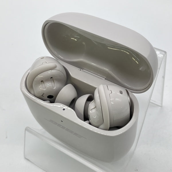【中古】QuietComfort Ultra Earbuds White Smoke【秋葉原】