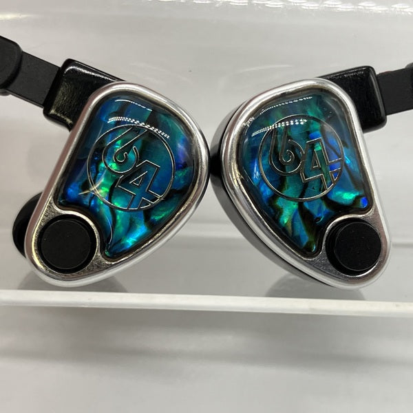 【中古】Nio 【64A-8434】【名古屋】